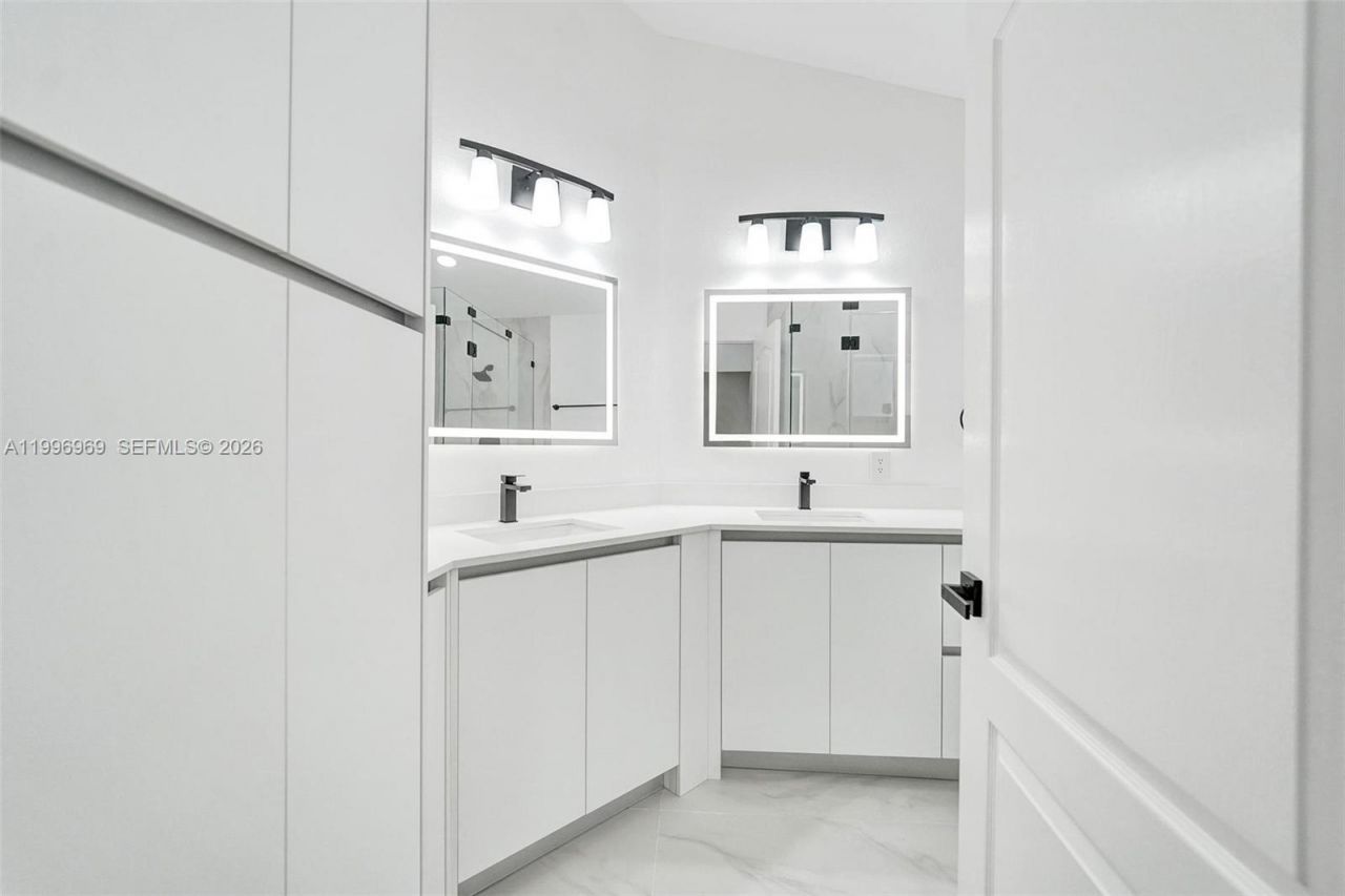 10153 NW 3rd Ct , Plantation, FL 33324 Photo