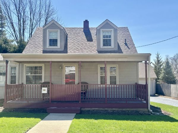 909 E 4th Street , Belvidere, IL 61008