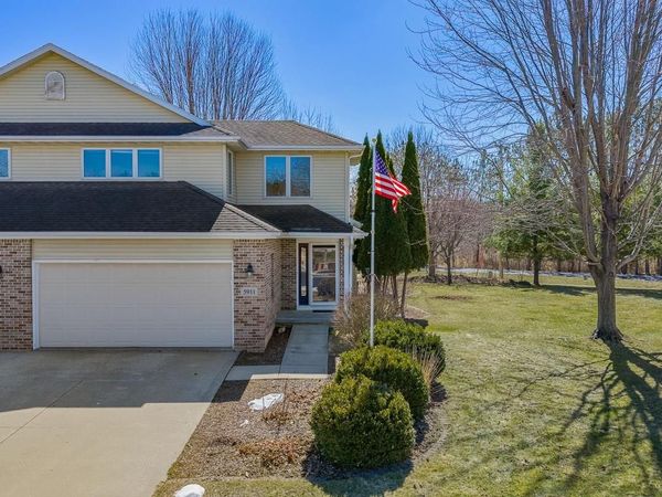 5911 E Open Meadow, McFarland, WI 53558