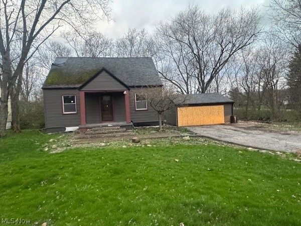 3218 Shadyside Drive, Hubbard, OH 44425