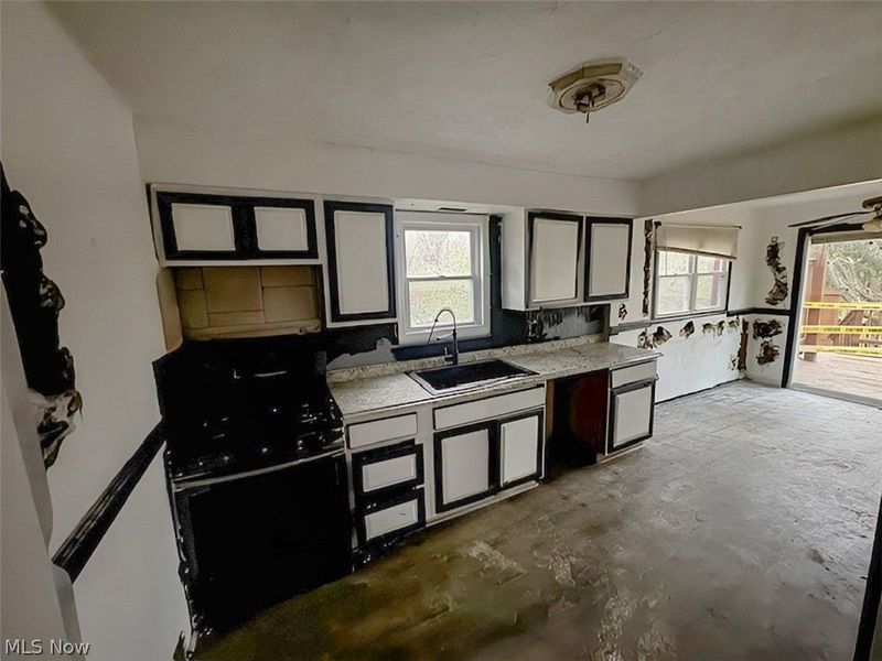 3218 Shadyside Drive, Hubbard, OH 44425 Photo 4