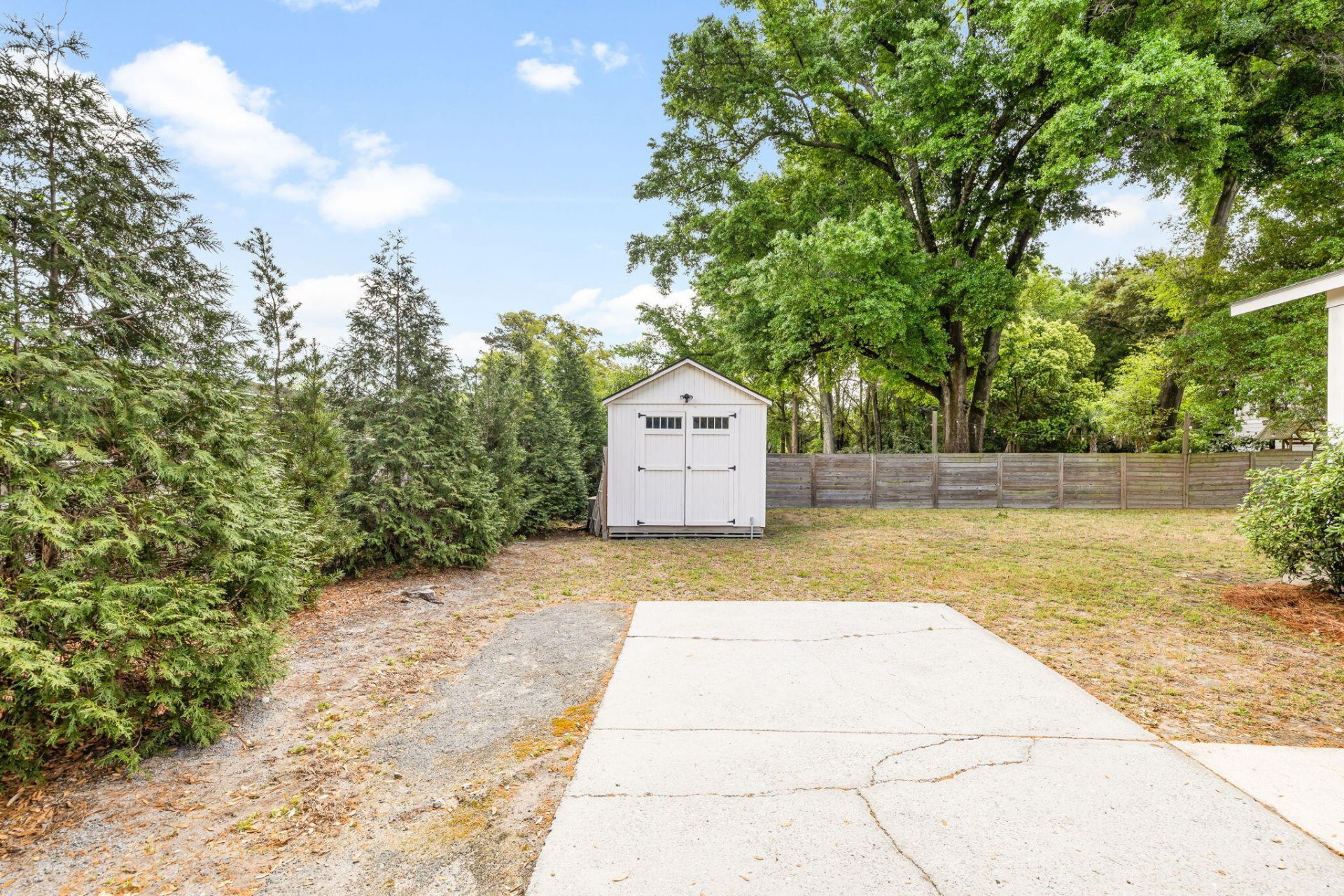 216 Woodland Shores Road Photo 31