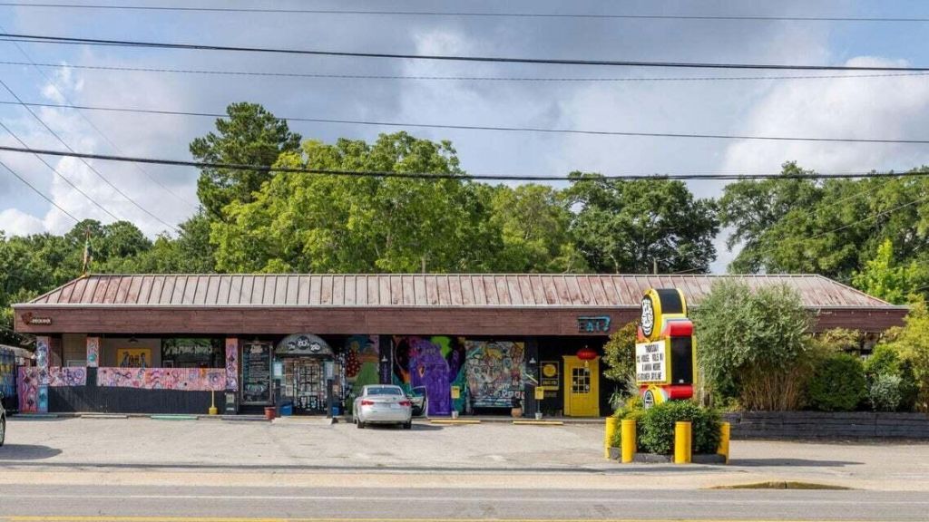 216 Woodland Shores Road Photo 32