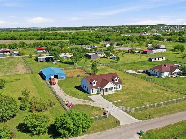 6612 Old Orchard Court, Joshua, TX 76058