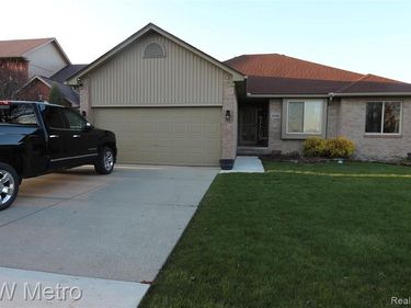 27091 Graham Drive , Chesterfield Twp, MI 48047