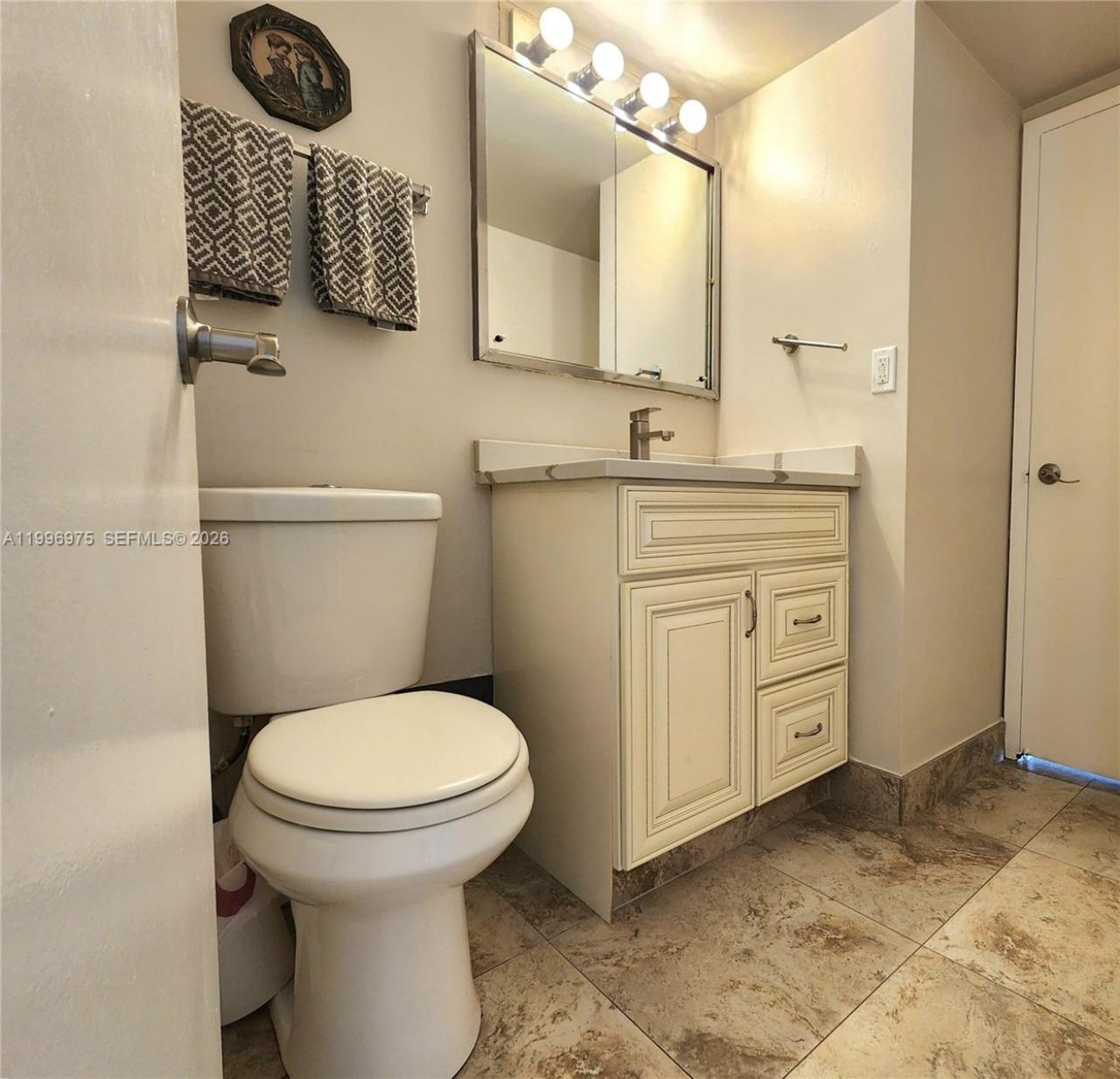 2030 S Ocean Dr, Unit 515, Hallandale Beach, FL 33009 Photo