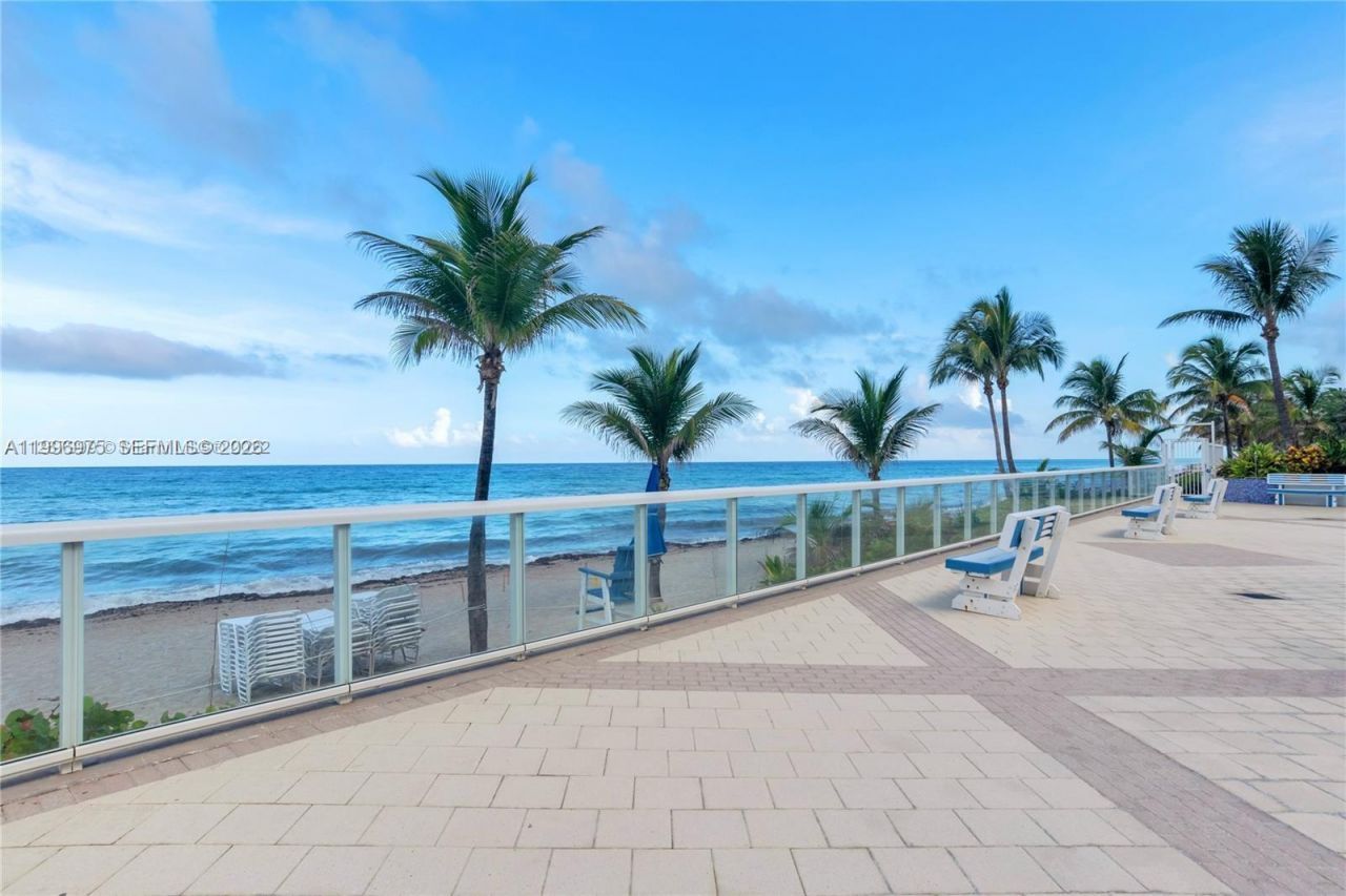 2030 S Ocean Dr, Unit 515, Hallandale Beach, FL 33009 Photo