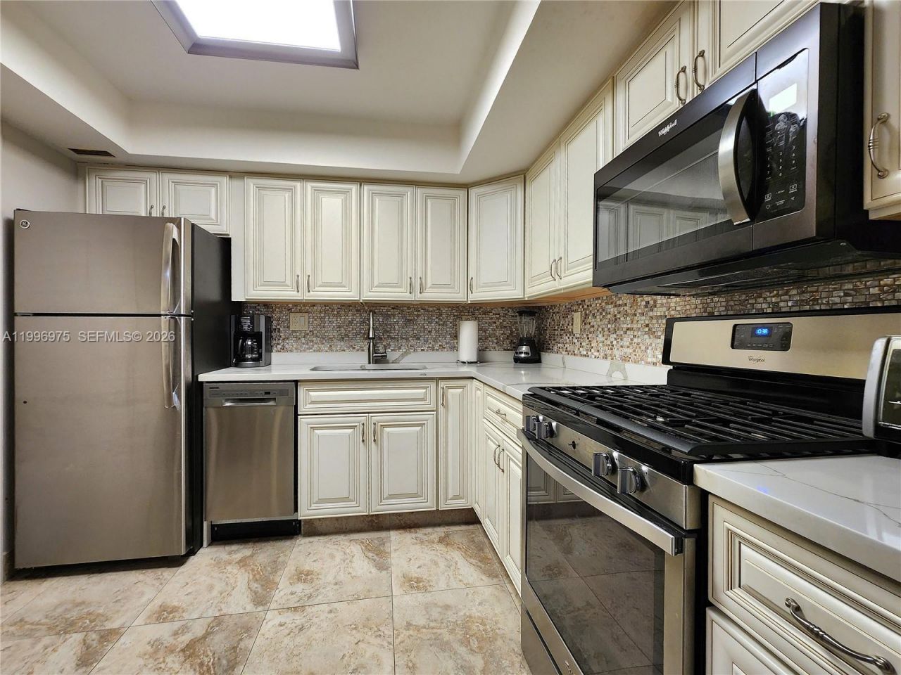 2030 S Ocean Dr, Unit 515, Hallandale Beach, FL 33009 Photo