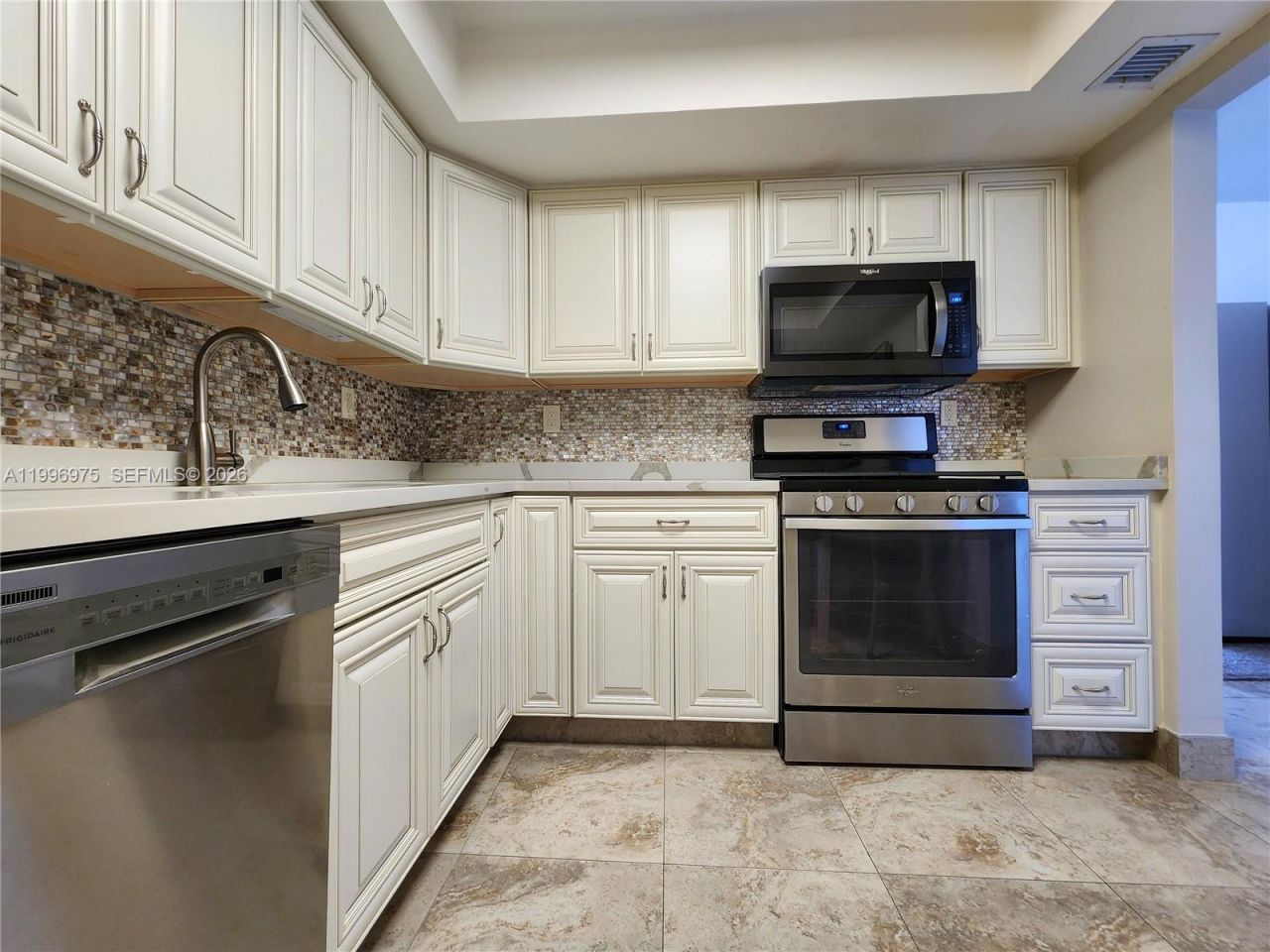 2030 S Ocean Dr, Unit 515, Hallandale Beach, FL 33009 Photo