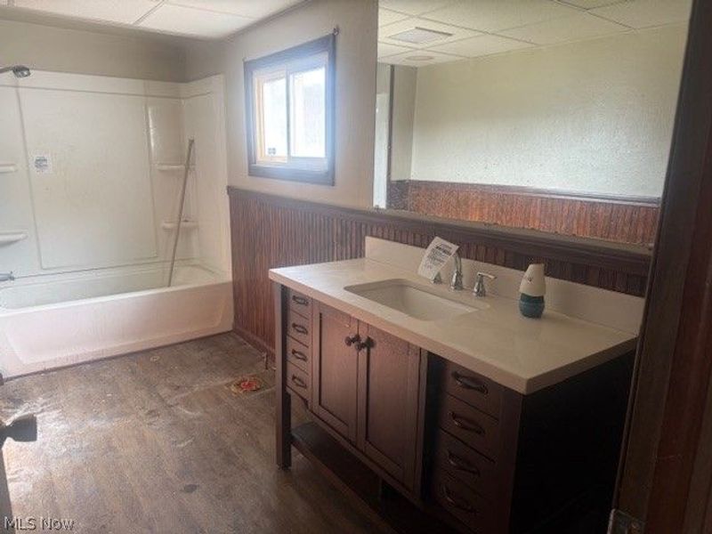 68298 Orchard Avenue, Bridgeport, OH 43912 Photo 11