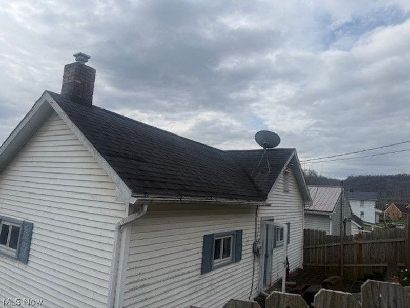 68298 Orchard Avenue, Bridgeport, OH 43912 Photo 4