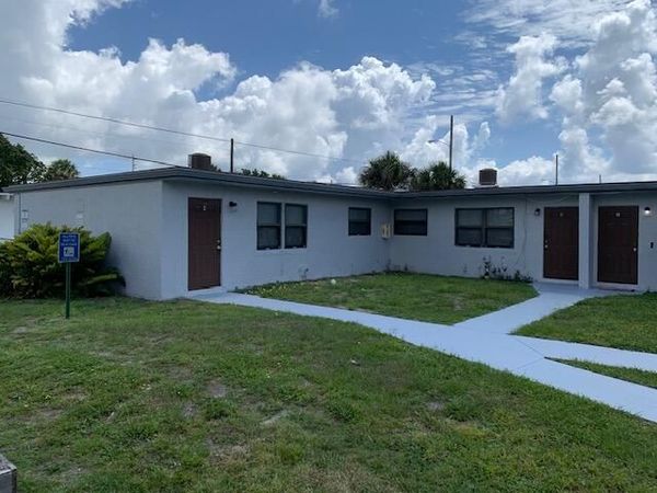 2840 Avenue S, West Palm Beach, FL 33404