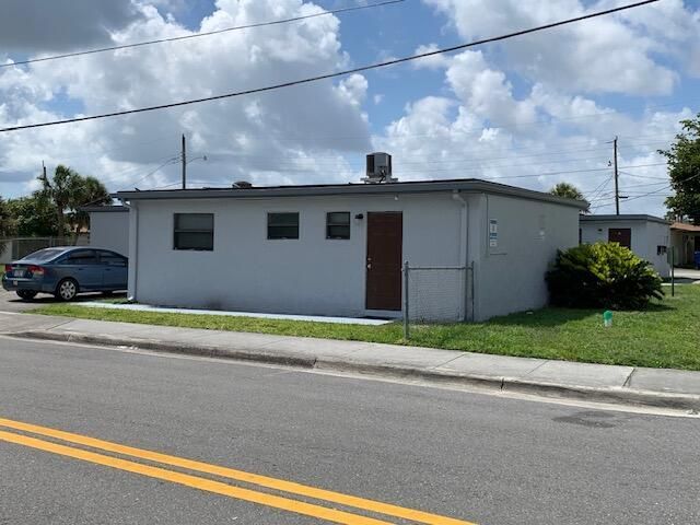 2840 Avenue S, West Palm Beach, FL 33404 Photo