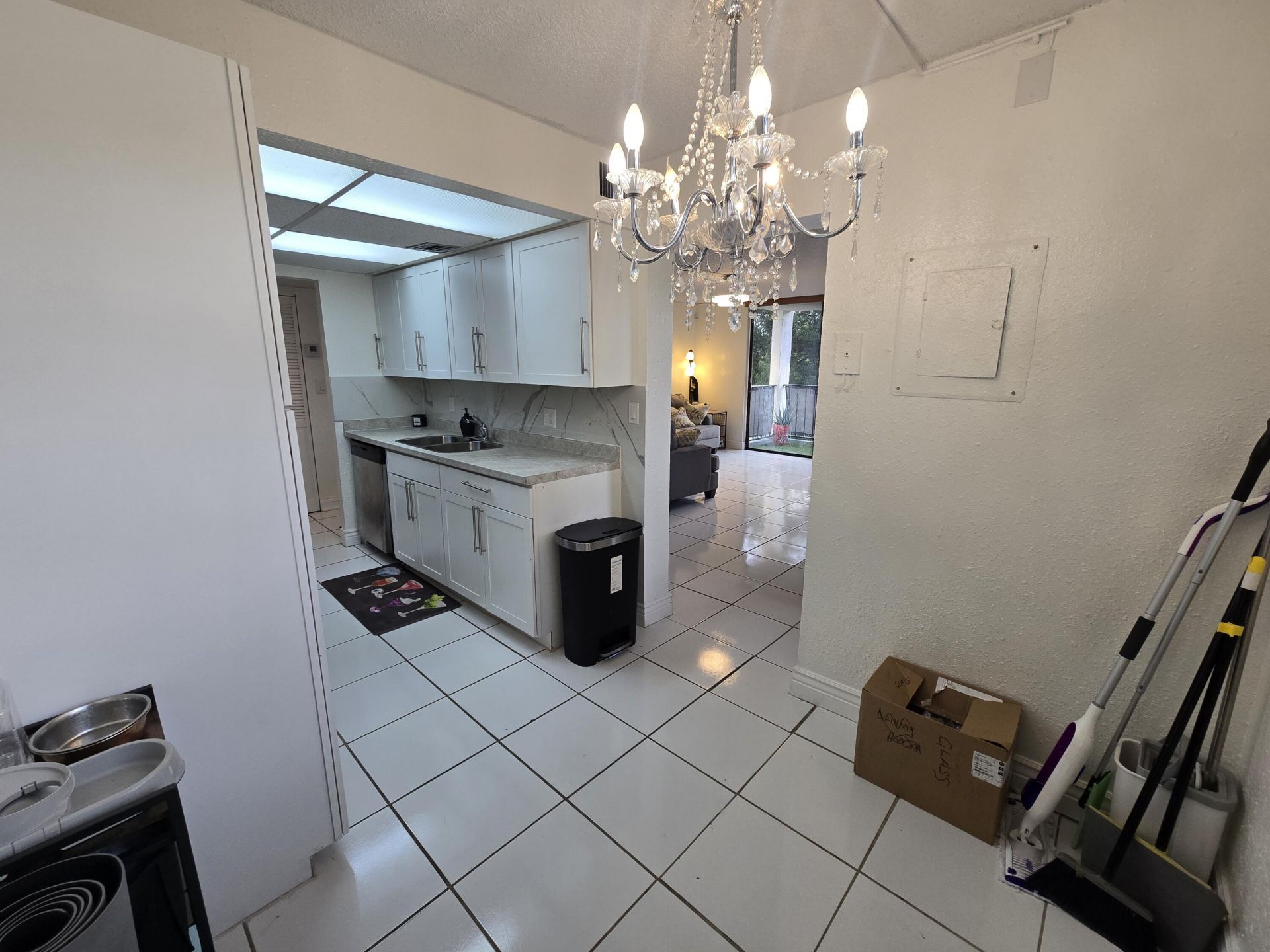 6190 Woodlands Boulevard, Unit 311, Tamarac, FL 33319 Photo