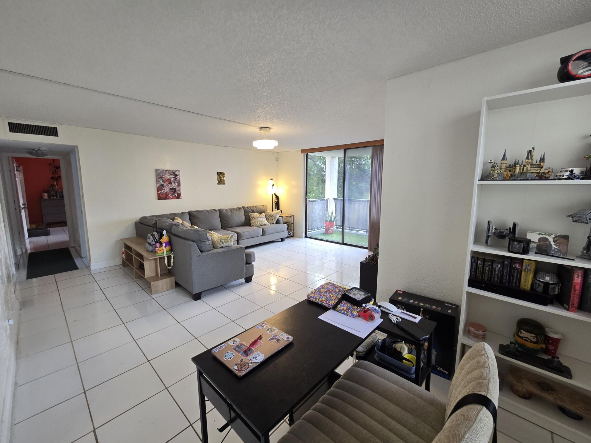 6190 Woodlands Boulevard, Unit 311, Tamarac, FL 33319 Photo