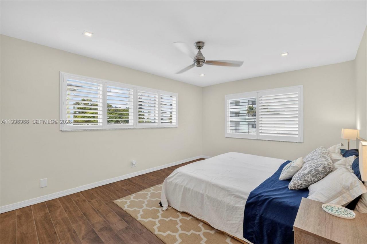 3050 NE 48th St, Unit 210, Fort Lauderdale, FL 33308 Photo