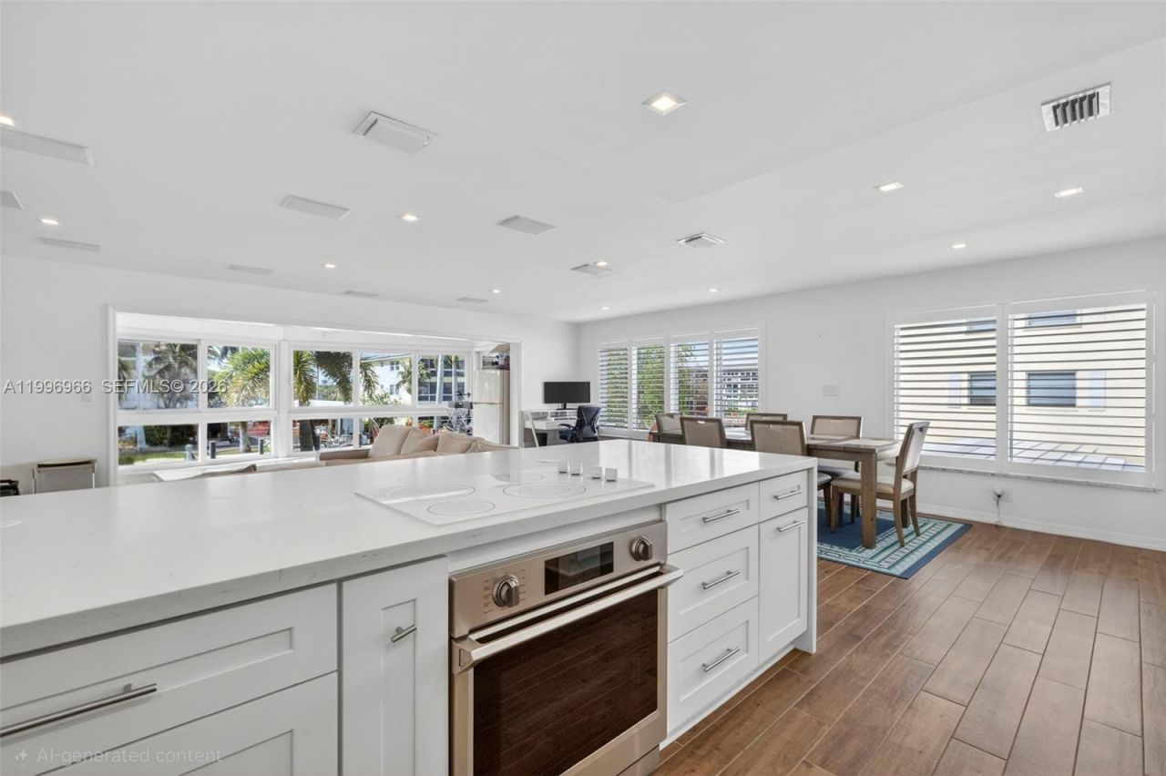 3050 NE 48th St, Unit 210, Fort Lauderdale, FL 33308 Photo