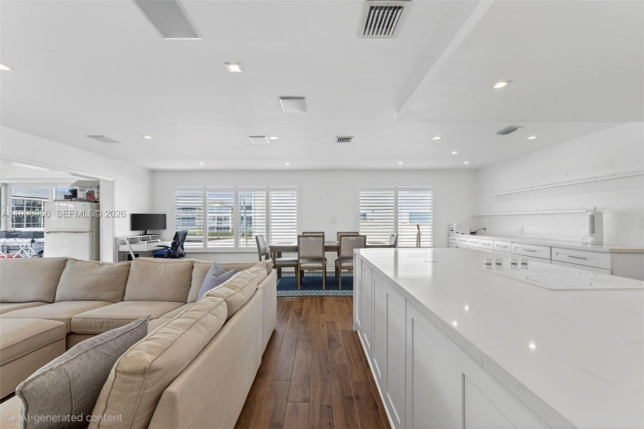 3050 NE 48th St, Unit 210, Fort Lauderdale, FL 33308 Photo