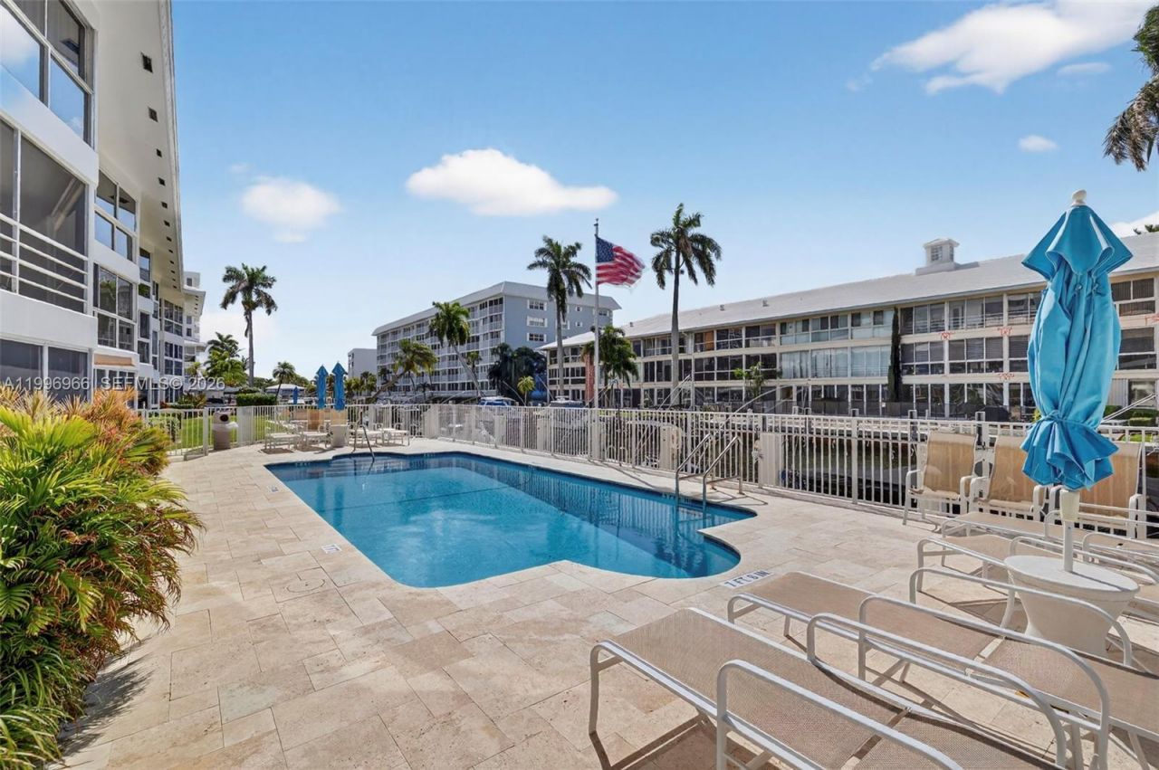 3050 NE 48th St, Unit 210, Fort Lauderdale, FL 33308 Photo