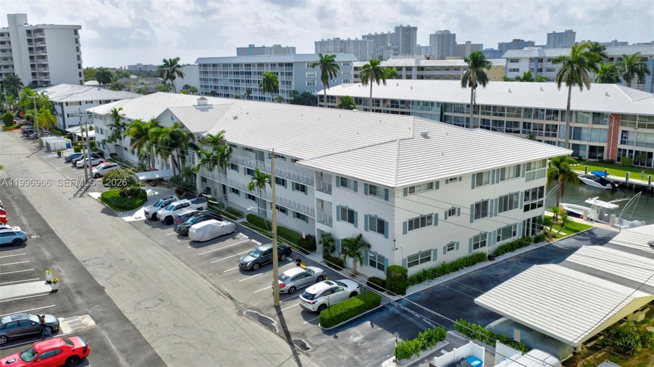 3050 NE 48th St, Unit 210, Fort Lauderdale, FL 33308 Photo