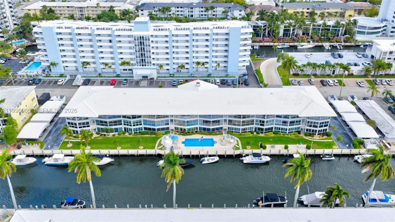 3050 NE 48th St, Unit 210, Fort Lauderdale, FL 33308 Photo