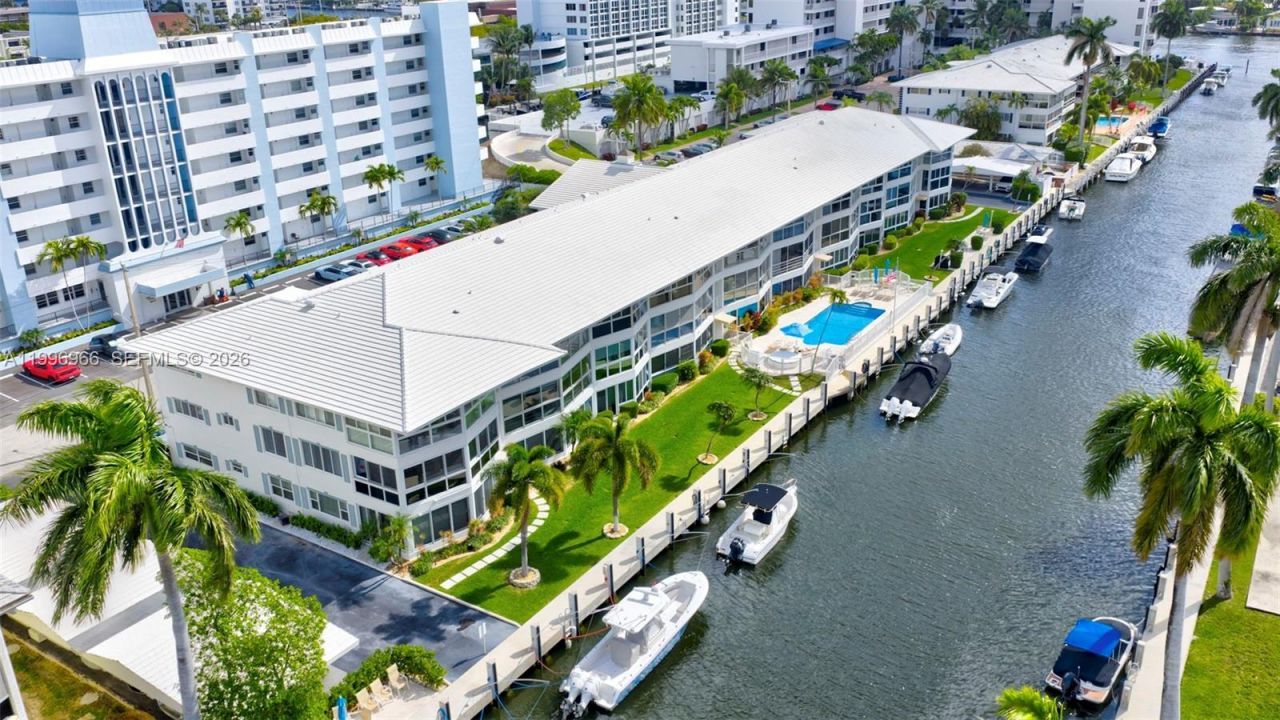 3050 NE 48th St, Unit 210, Fort Lauderdale, FL 33308 Photo