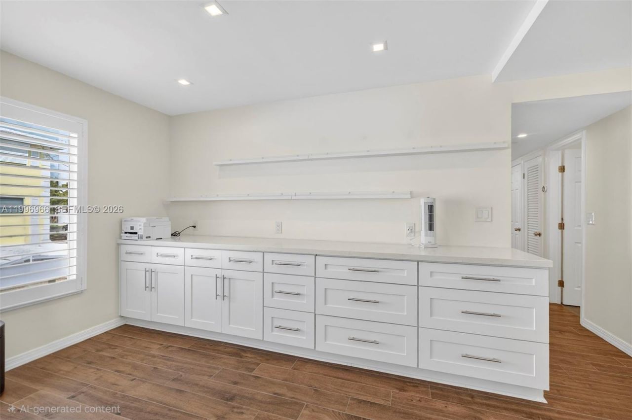 3050 NE 48th St, Unit 210, Fort Lauderdale, FL 33308 Photo