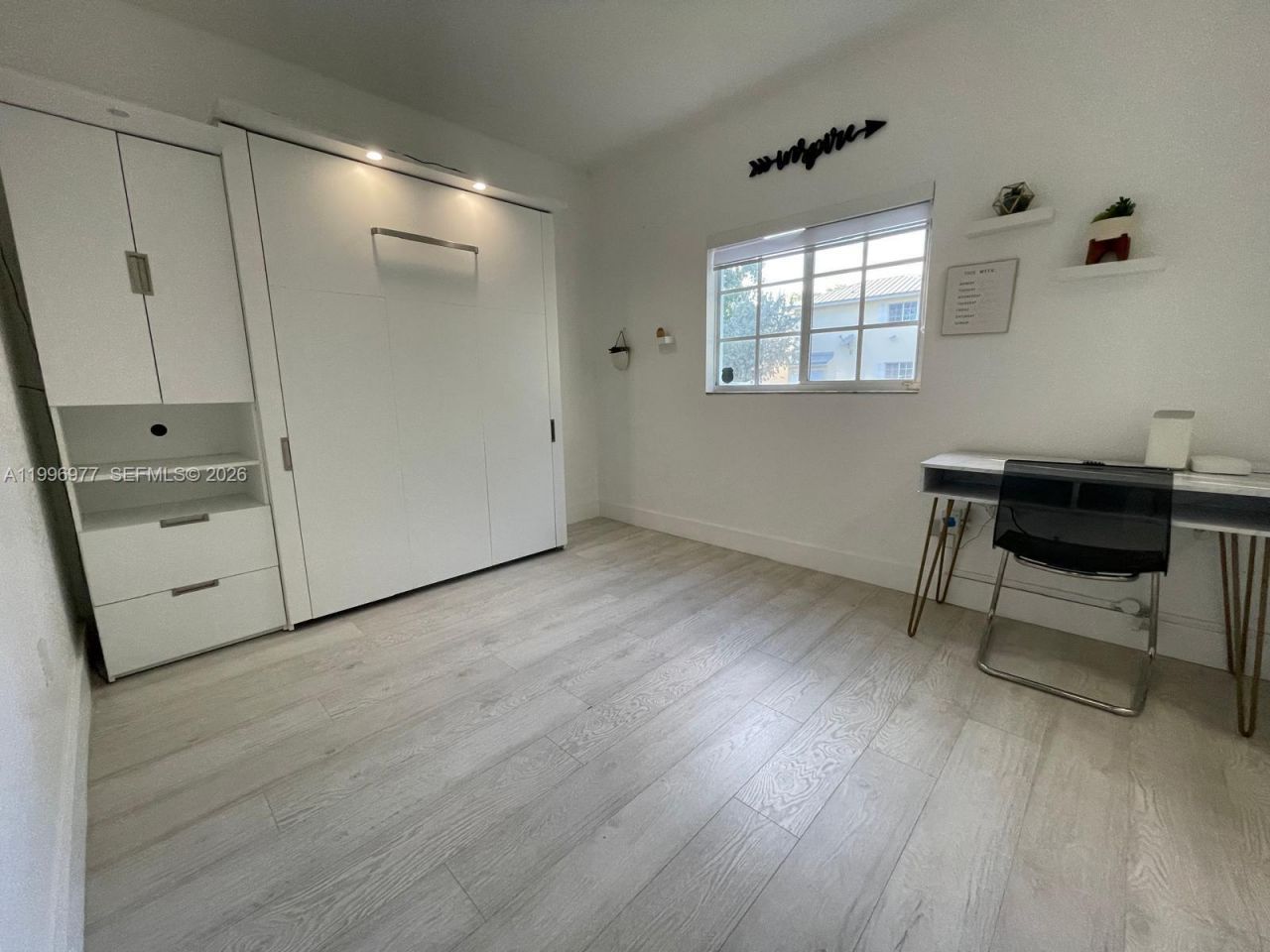 325 NW 19th Ln, Unit 30, Miami, FL 33136 Photo