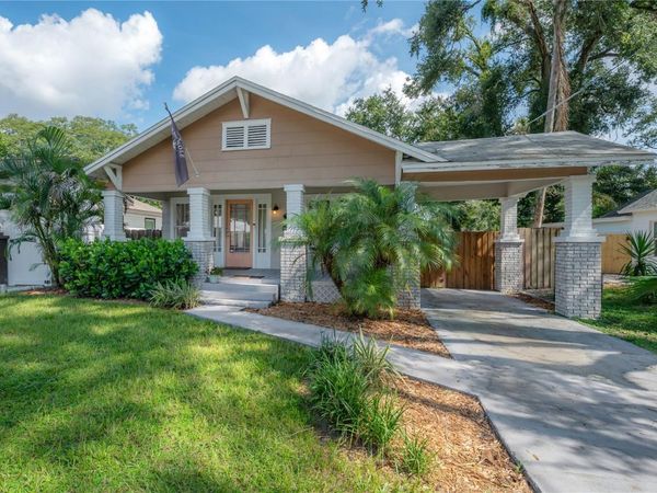 207 W HIAWATHA STREET, TAMPA, FL 33604