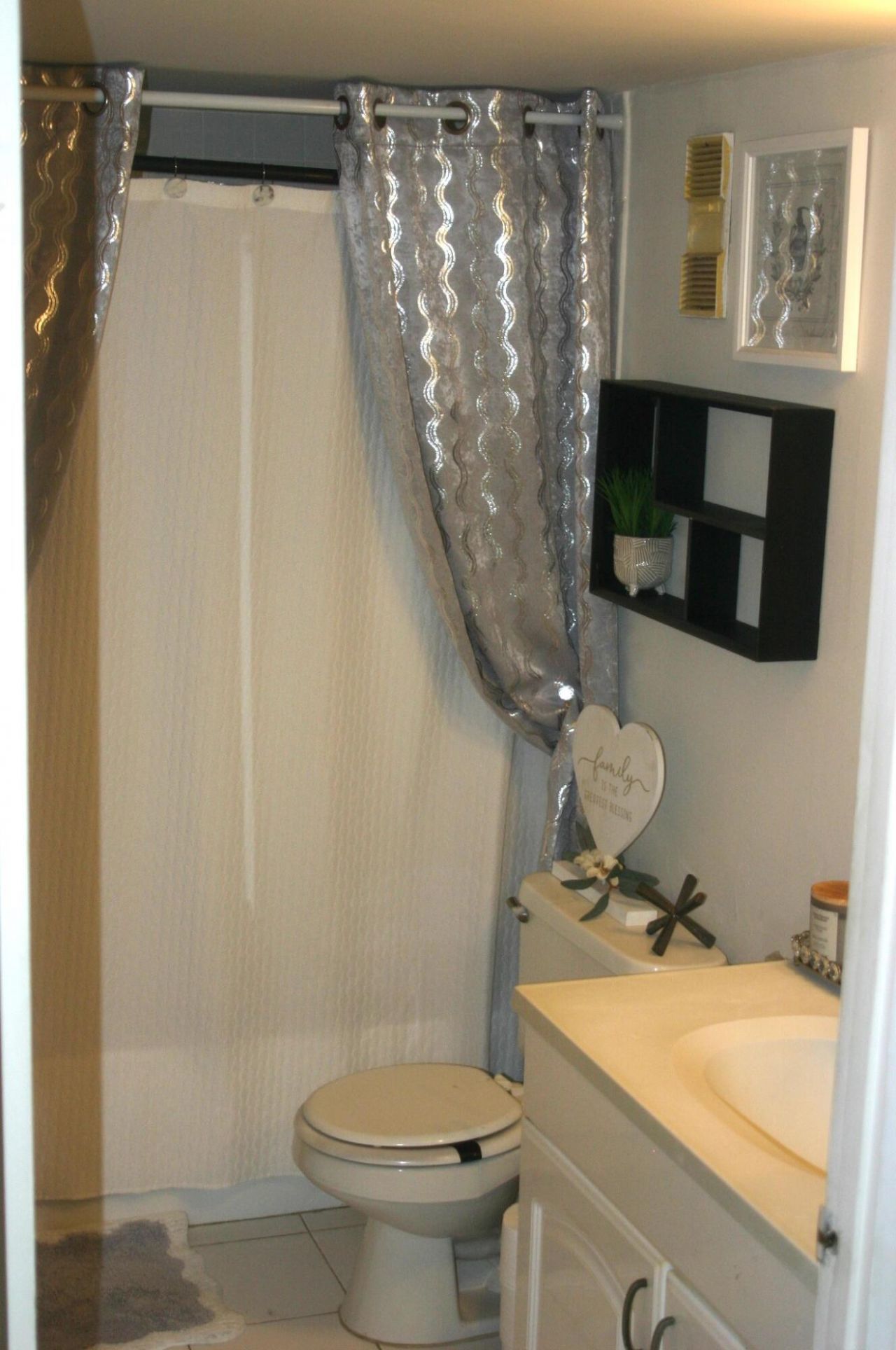 2070 NW 43rd Terrace, Unit Apt 3, Lauderhill, FL 33313 Photo