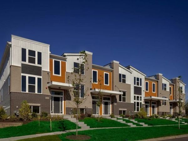 Warrenville, IL 60555