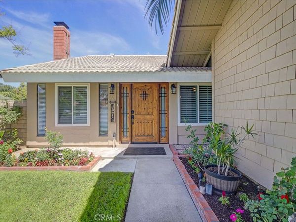 292 N Camino Arroyo, Anaheim Hills, CA 92807