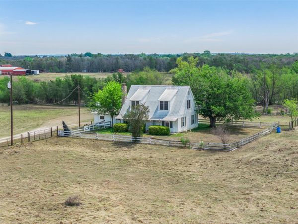 763 Upper Elgin River RD, Elgin, TX 78621