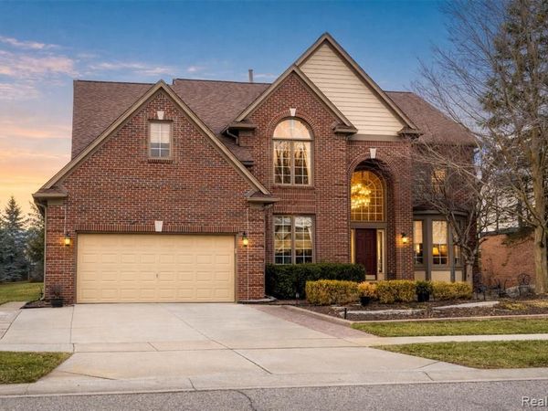 1408 Tulberry Circle, Rochester, MI 48306