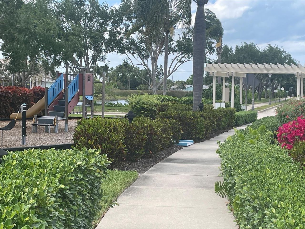 8843 17th Avenue Circle Nw, Bradenton, FL 34209 Photo