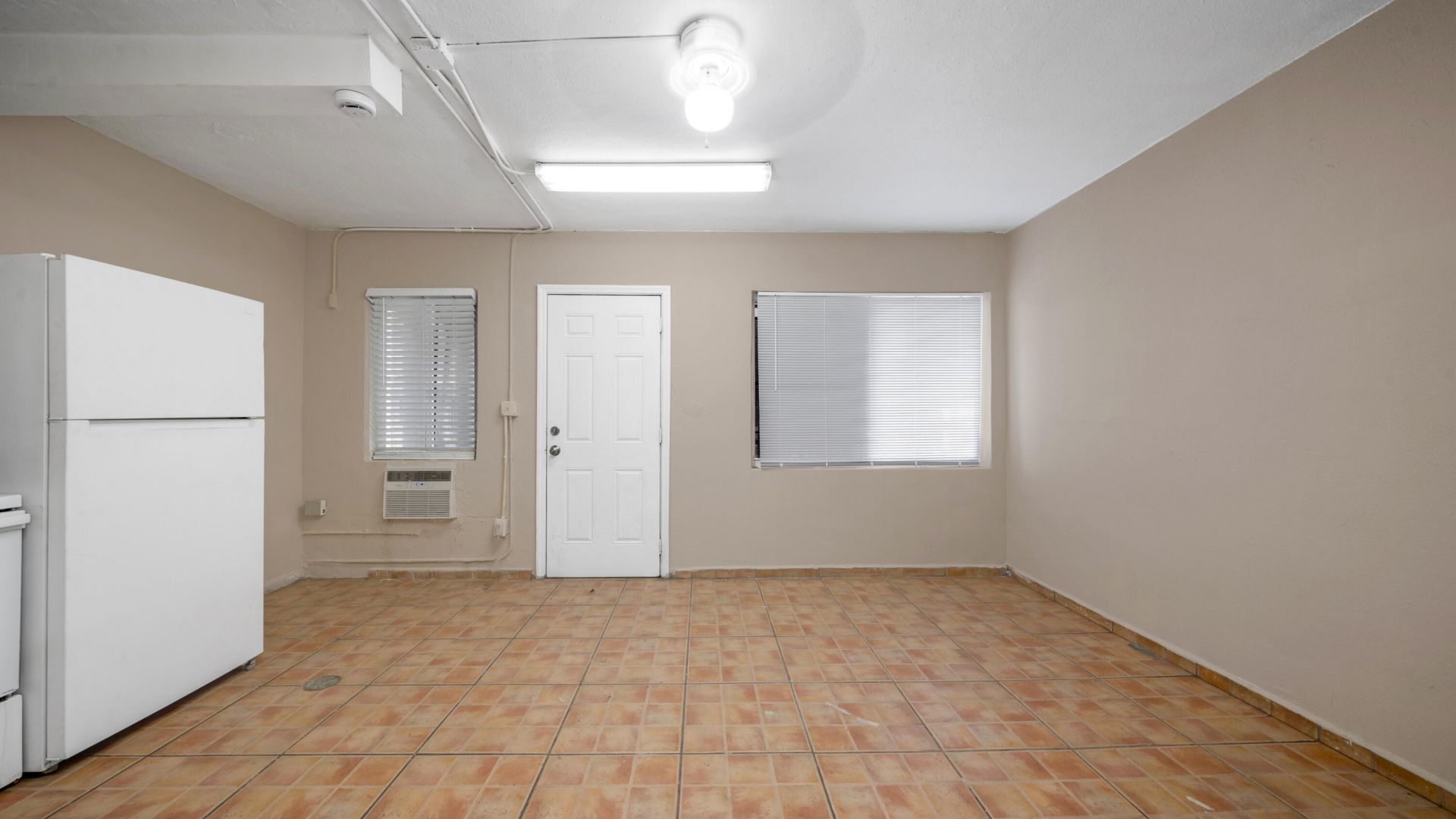 420 NW 10th Street, Unit # 15, Miami, FL 33136 Photo