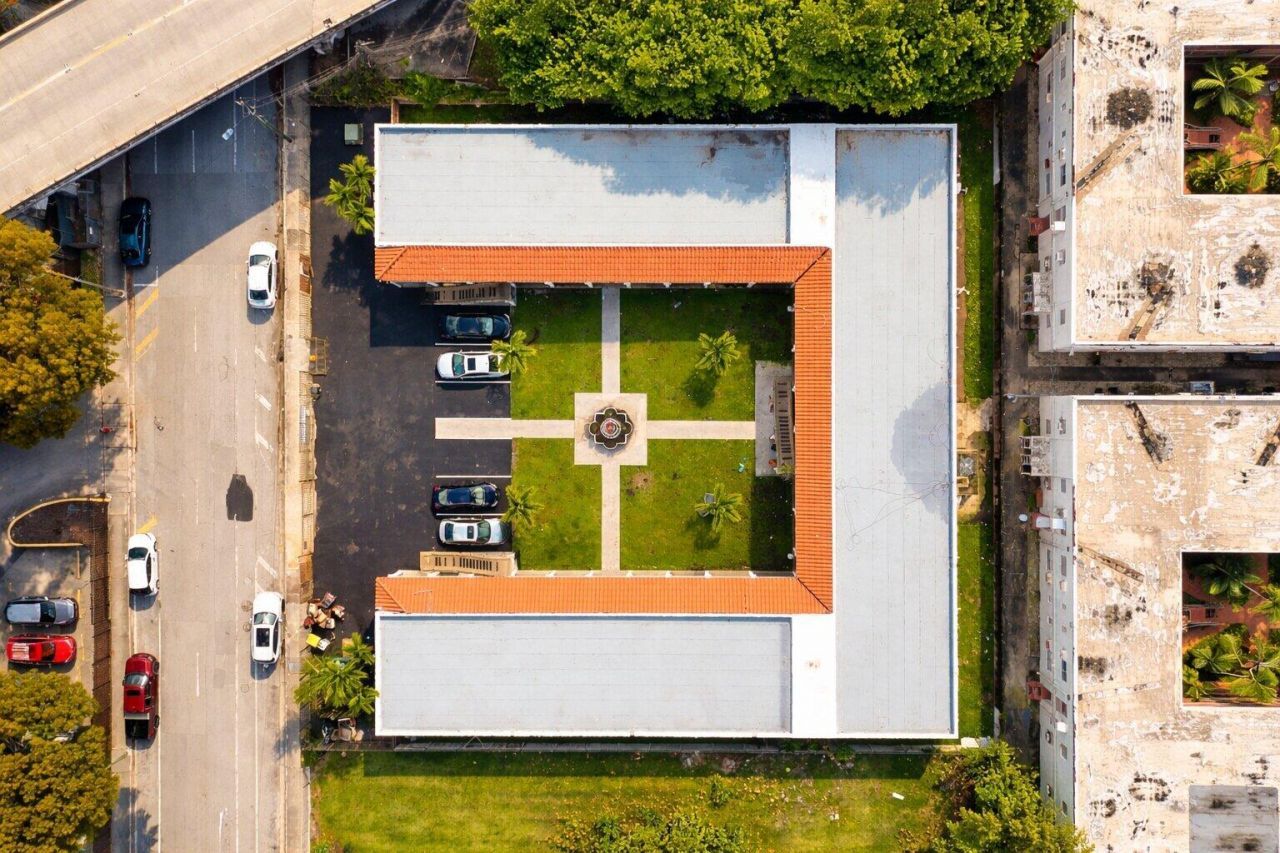 420 NW 10th Street, Unit # 15, Miami, FL 33136 Photo