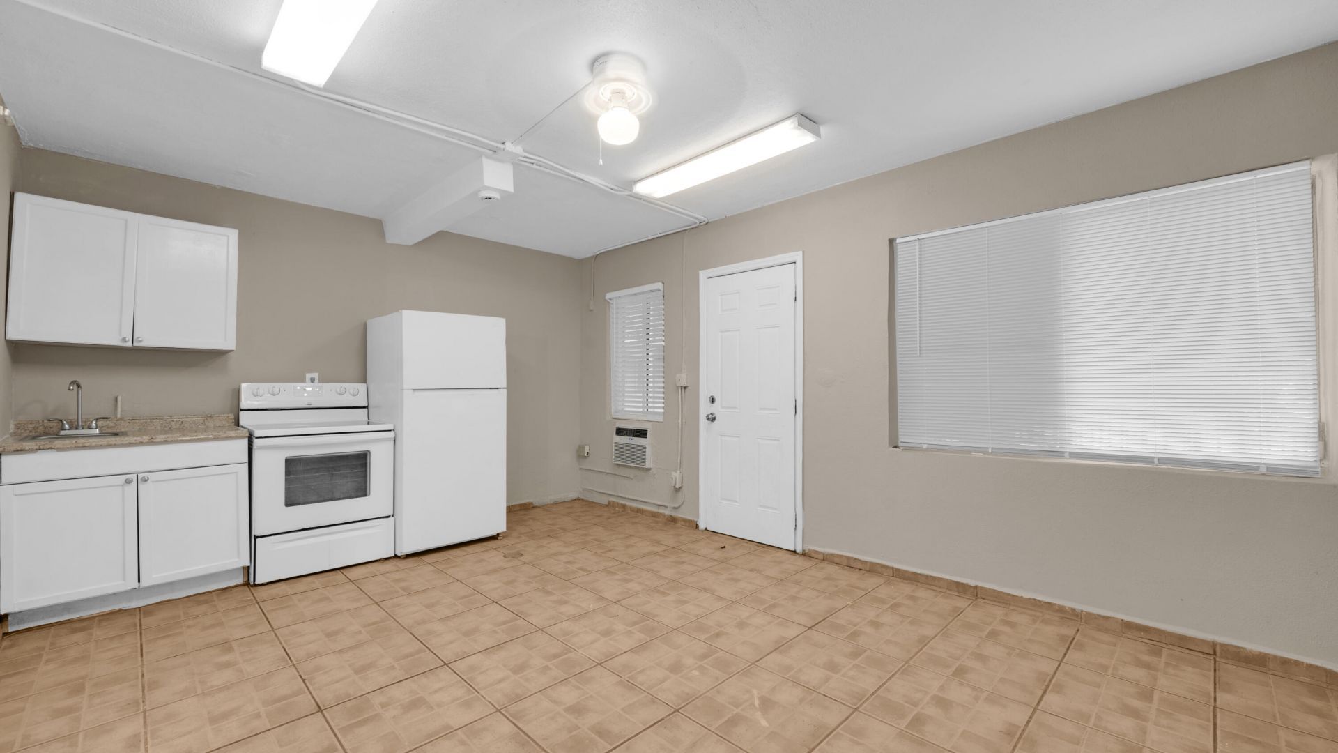 420 NW 10th Street, Unit # 15, Miami, FL 33136 Photo