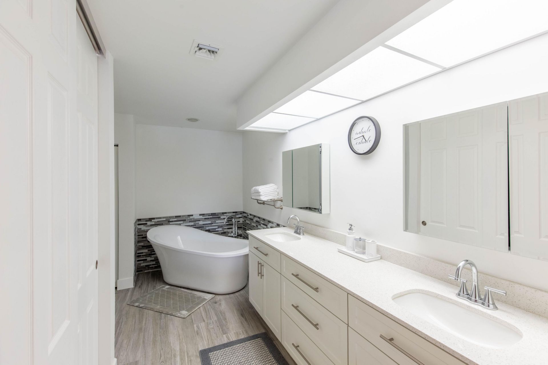 1327 Pine Valley Drive, Wellington, FL 33414 Photo