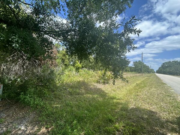 7771 NW 93rd Court, Okeechobee, FL 34972