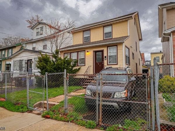 36 Melrose Ave, Newark, NJ 07106