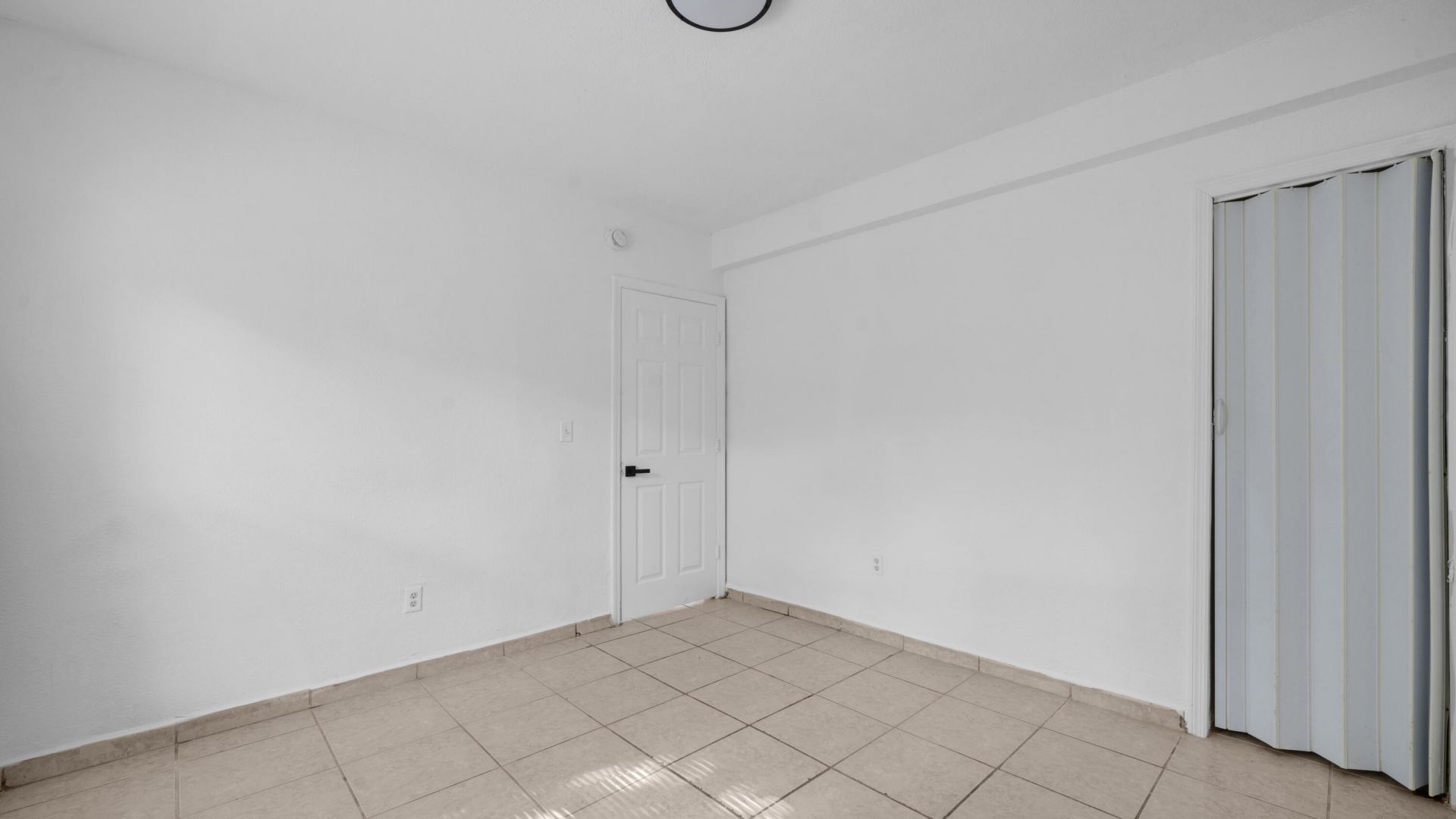 420 NW 10th Street, Unit # 9, Miami, FL 33136 Photo