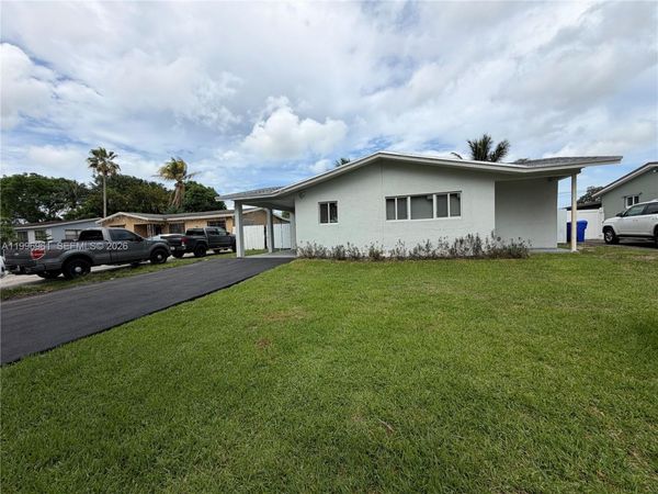 2241 N 62nd Ave, Hollywood, FL 33024