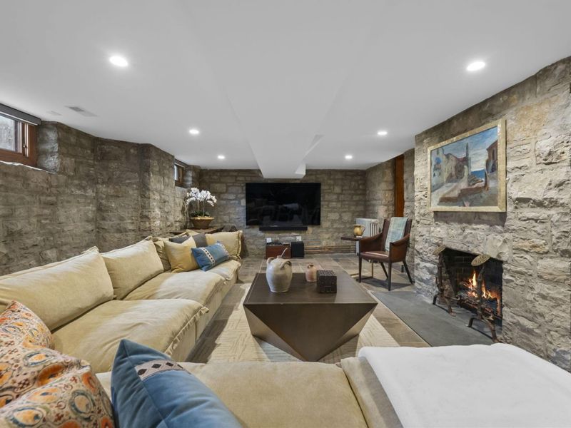 2528 Tremont Road, Upper Arlington, OH 43221 Photo 86