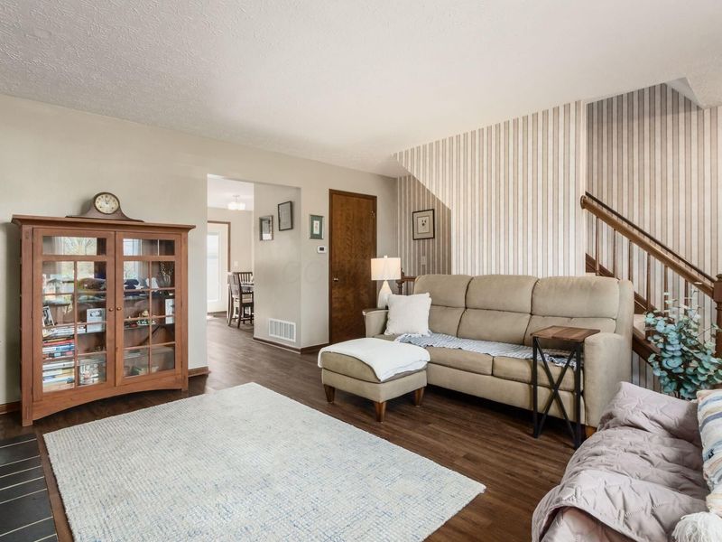 5094 Reed Road, Columbus, OH 43220 Photo 11