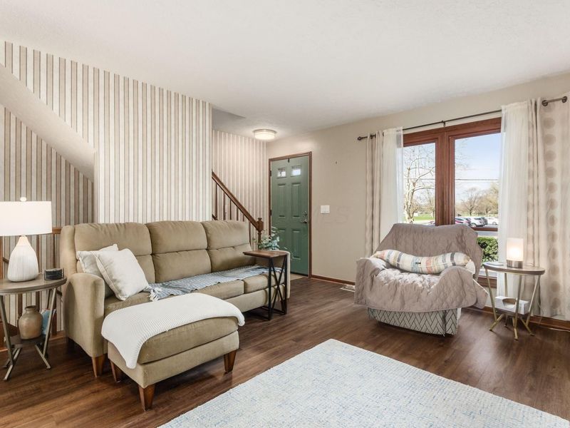 5094 Reed Road, Columbus, OH 43220 Photo 12