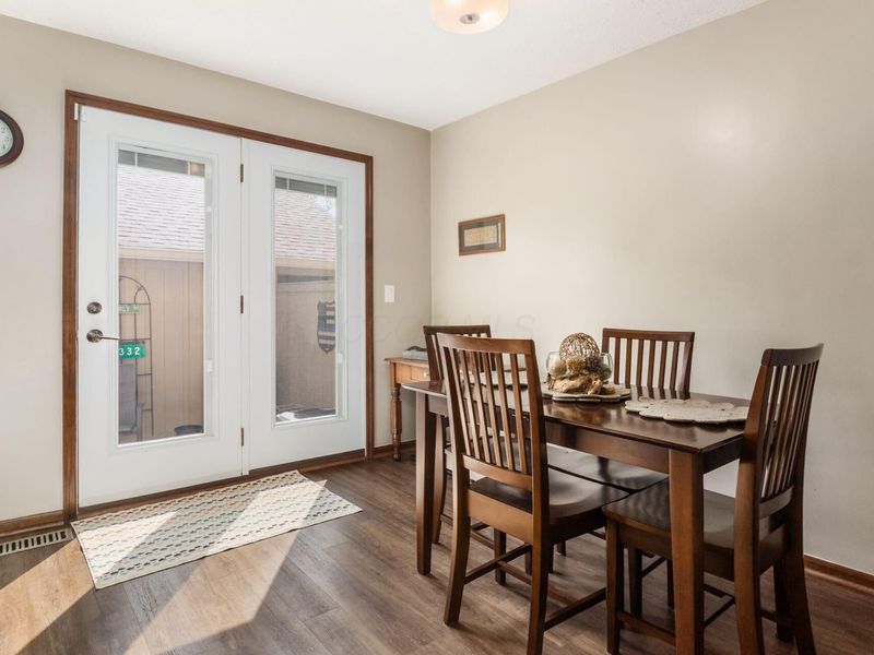 5094 Reed Road, Columbus, OH 43220 Photo 15