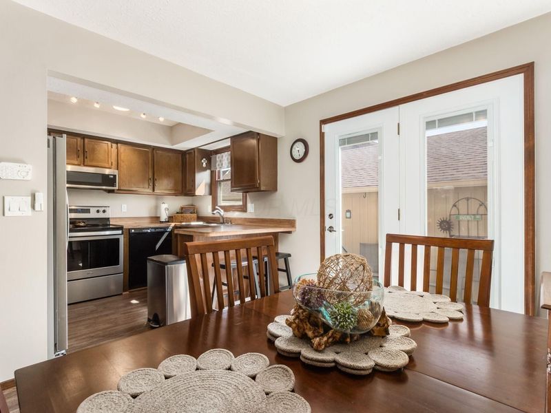 5094 Reed Road, Columbus, OH 43220 Photo 16