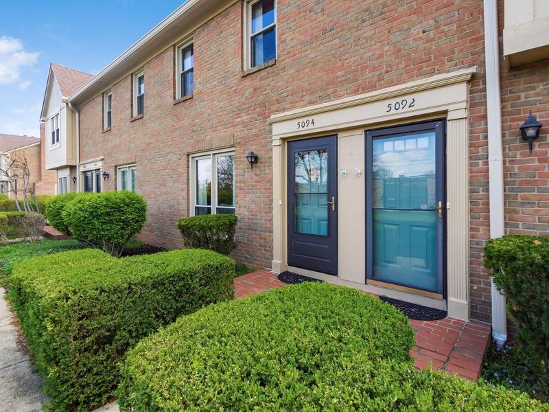 5094 Reed Road, Columbus, OH 43220 Photo 4