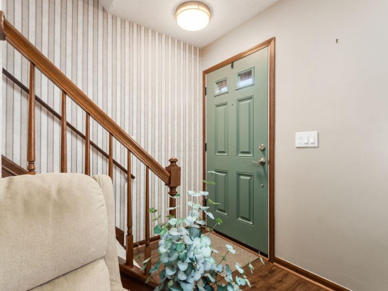 5094 Reed Road, Columbus, OH 43220 Photo 9